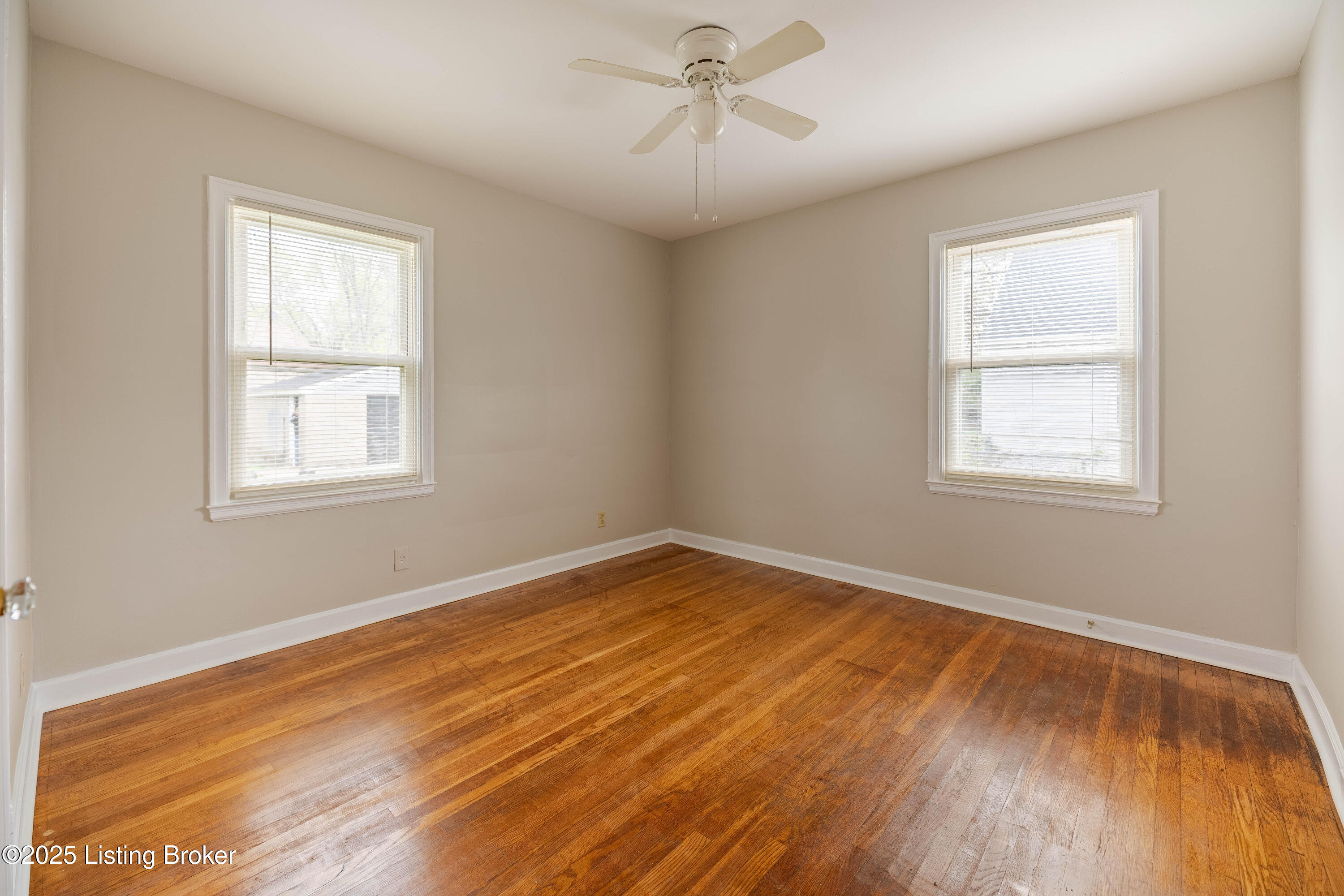 1403 Southgate Ave, Louisville, Pennsylvania image 18
