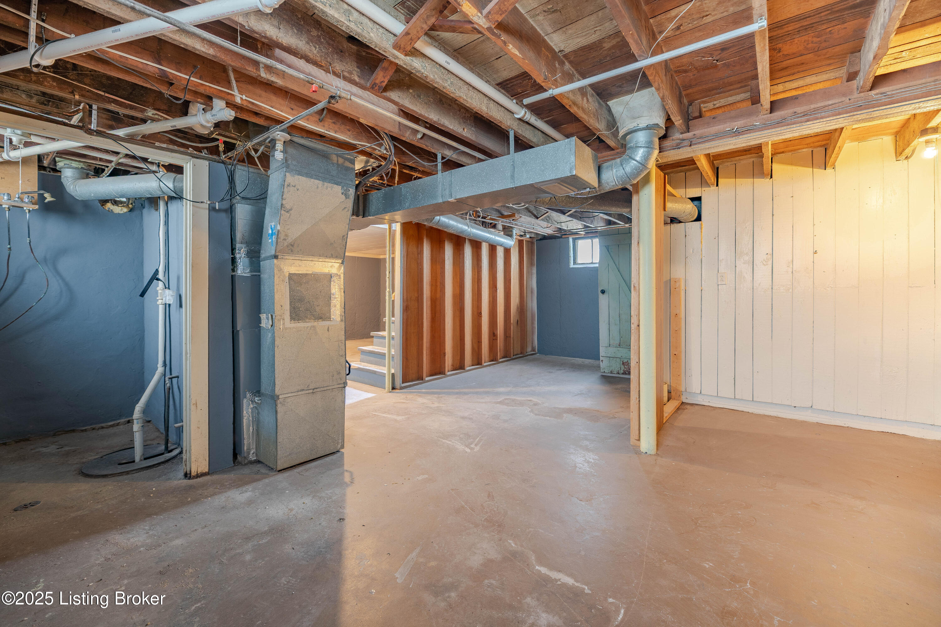 1403 Southgate Ave, Louisville, Pennsylvania image 22