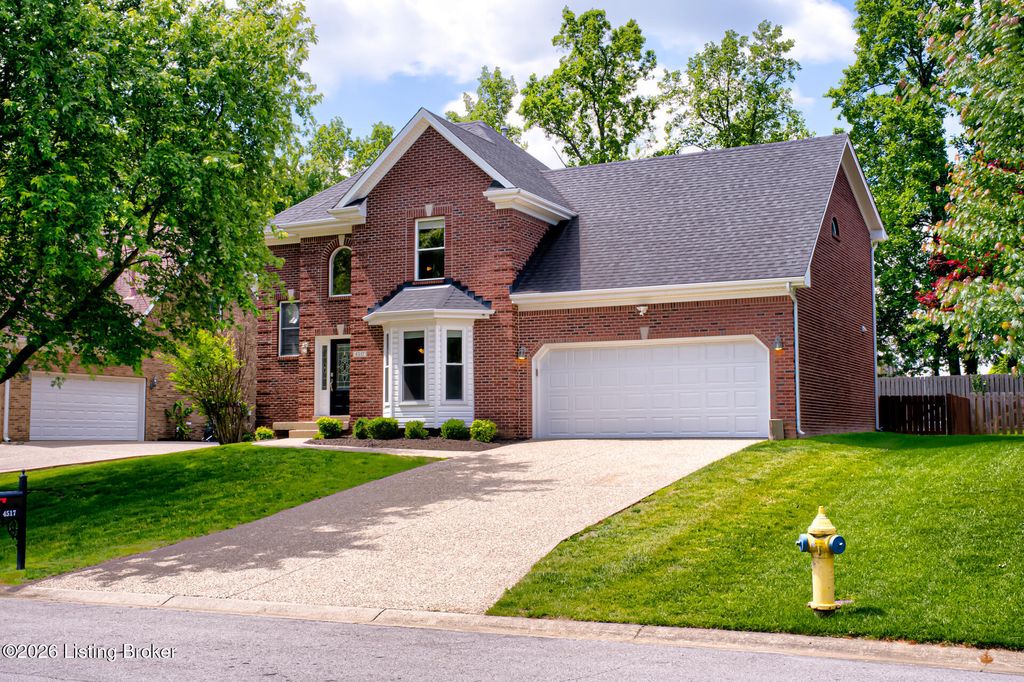 Photo of 4517 Cherry Forest Cir, Louisville, KY 40245 (MLS # 1716980)