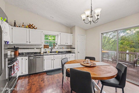 Tiny photo for 1513 Daverman Dr, La Grange, KY 40031 (MLS # 1730246)