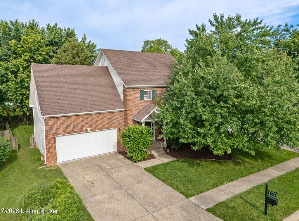 Photo of 4306 Stone Glen Rd, Louisville, KY 40241 (MLS # 1719036)