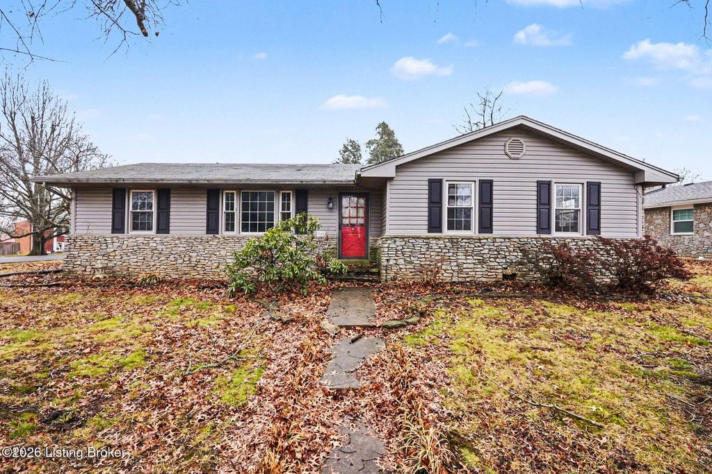 Photo of 268 Ivy Ln, Shelbyville, KY 40065 (MLS # 1709672)