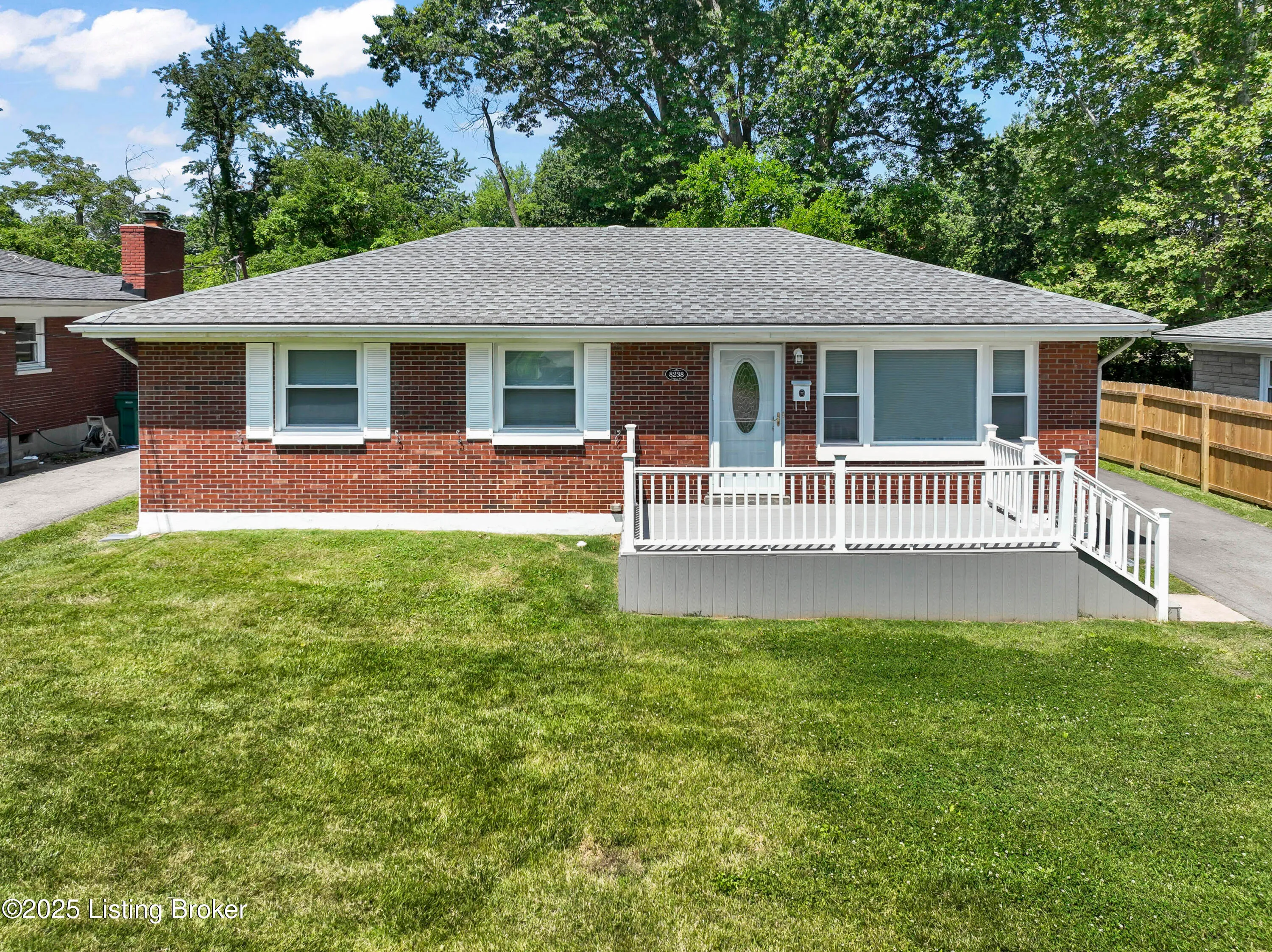 Louisville, Kentucky 40258, United States, 3 Bedrooms Bedrooms, ,1 BathroomBathrooms,Residential,Active,178896