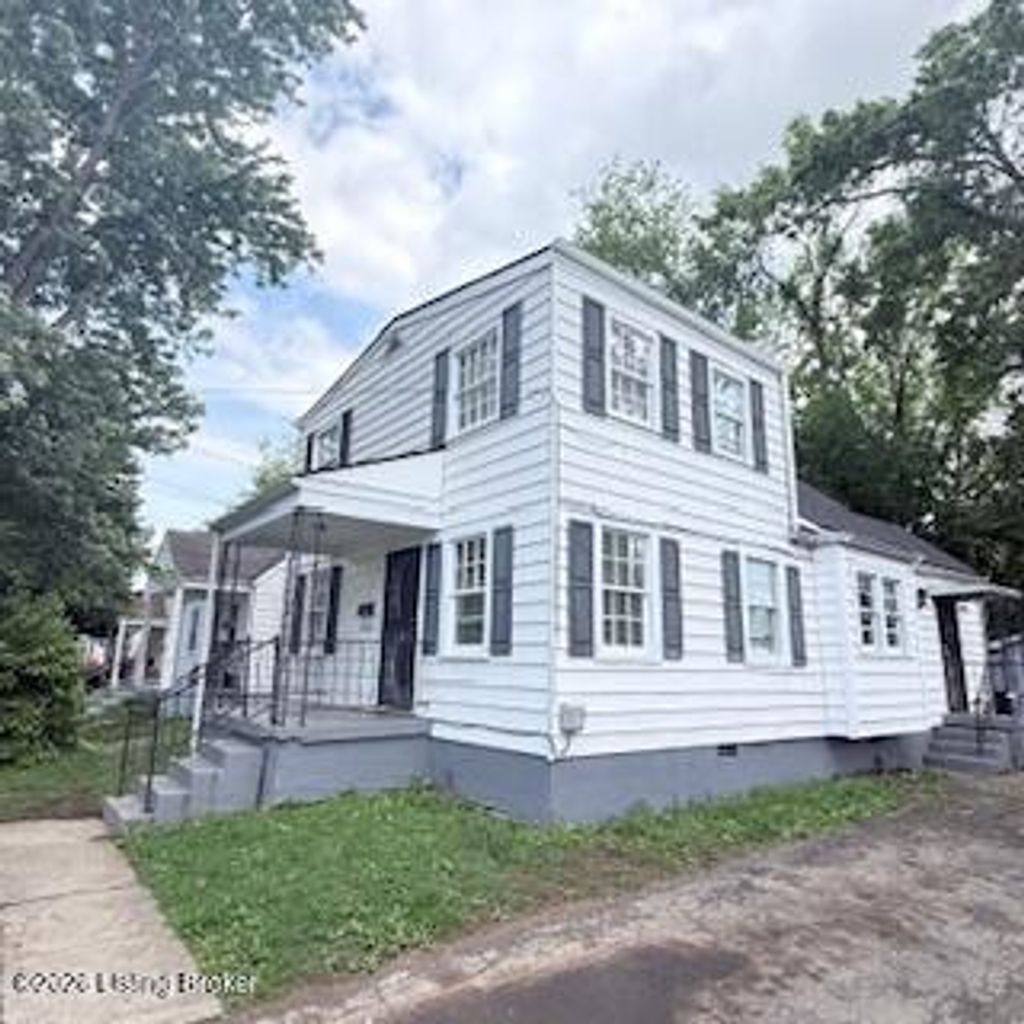 Photo of 4226 Greenwood Ave, Louisville, KY 40211 (MLS # 1716019)