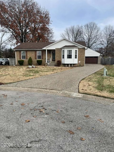 Photo of 7901 Jennifer Ridge Pl, Louisville, KY 40258 (MLS # 1706790)