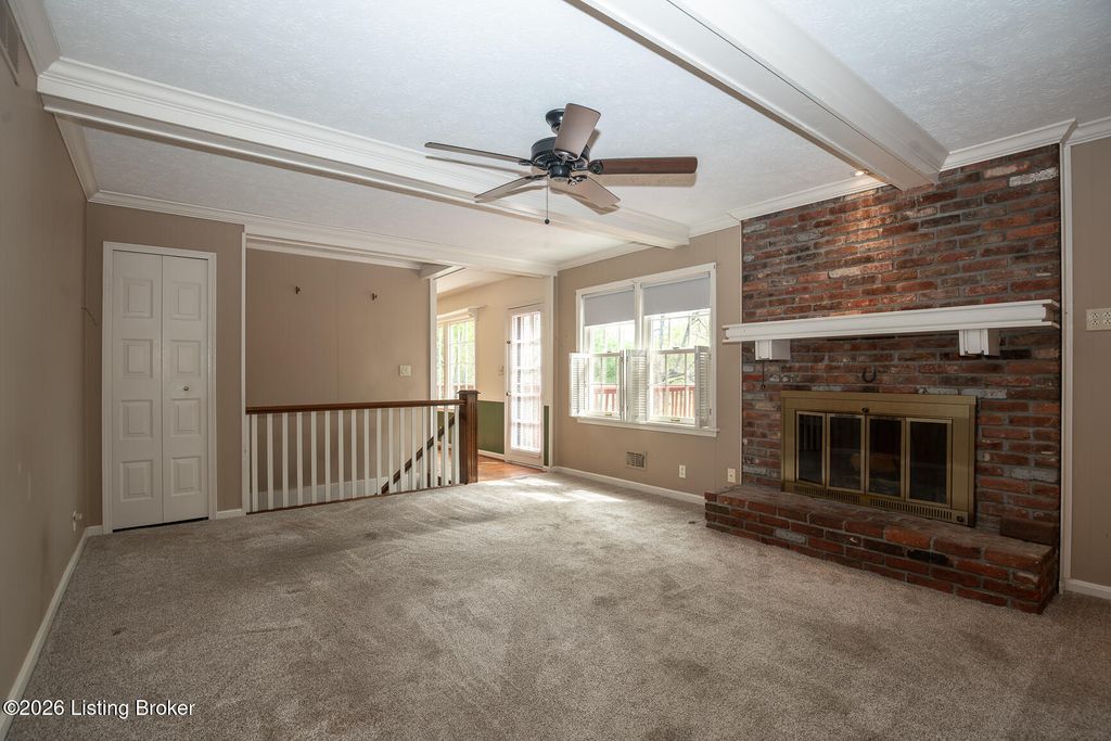 Photo of 7412 Glen Arbor Rd, Louisville, KY 40222 (MLS # 1714436)