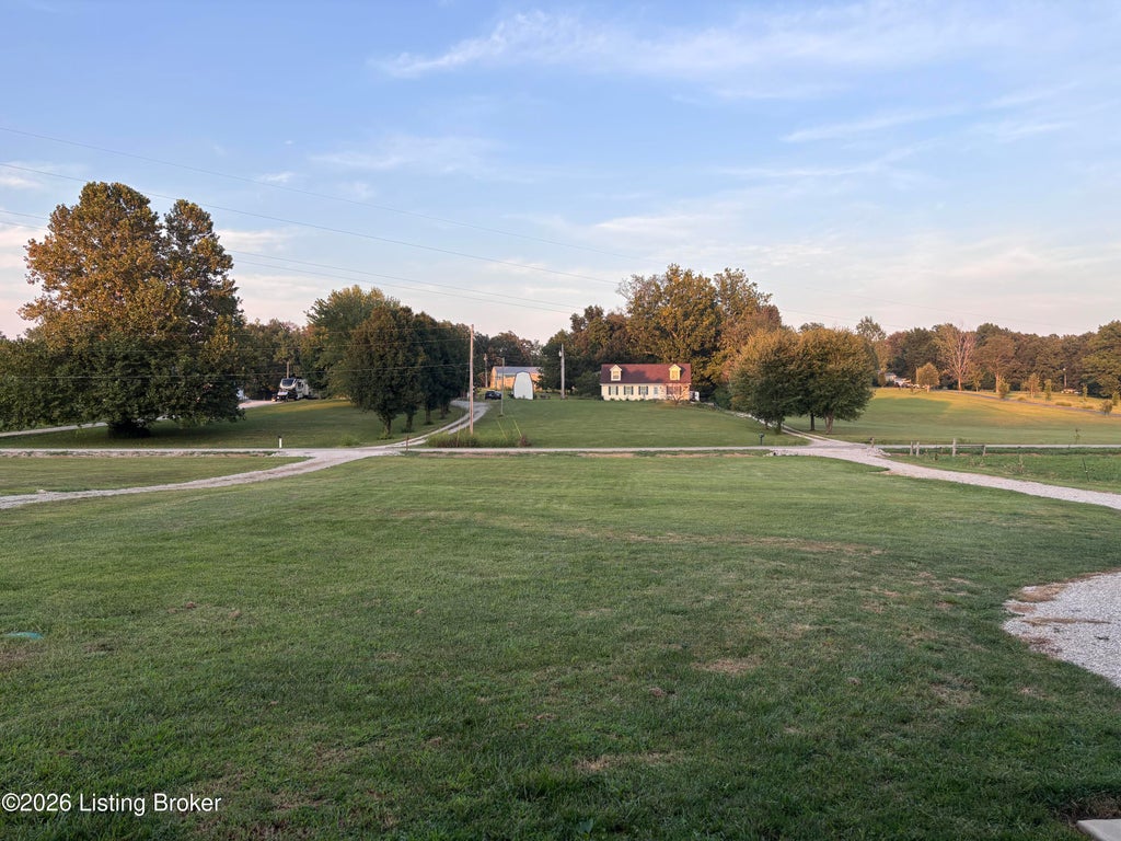 Photo of 1103 Kirchdorfer Ln, Brandenburg, KY 40108 (MLS # 1727766)