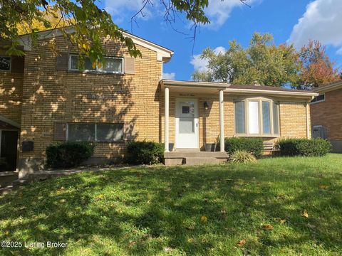 Photo of 1109 Farman Ct, Louisville, KY 40219 (MLS # 1704398)