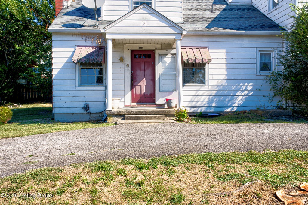 Photo of 310 N Walnut St, Springfield, KY 40069 (MLS # 1731180)