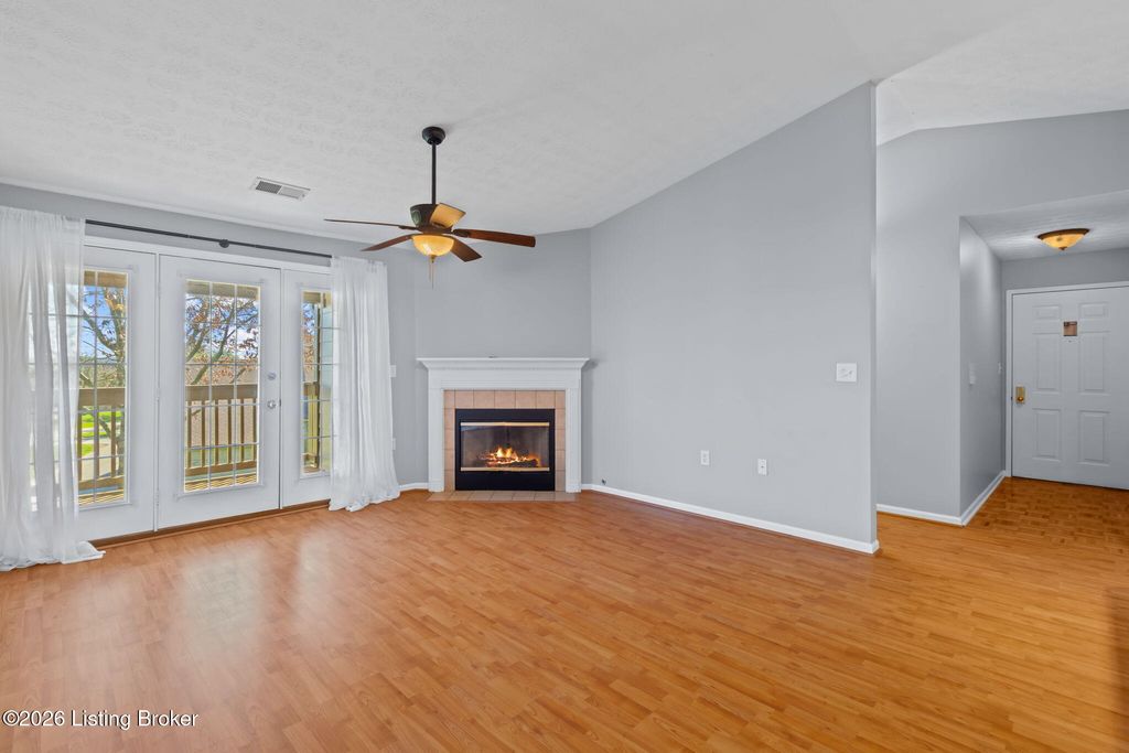 Photo of 1303 Swan Pointe Blvd #202, Louisville, KY 40243 (MLS # 1713986)