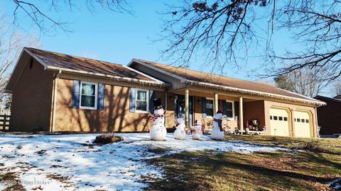 Photo of 215 Carey Ln, Elizabethtown, KY 42701 (MLS # 1705230)