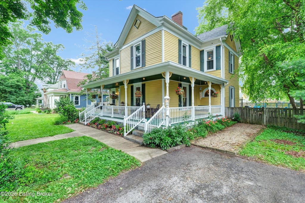 Photo of 203 Birch St, La Grange, KY 40031 (MLS # 1720525)