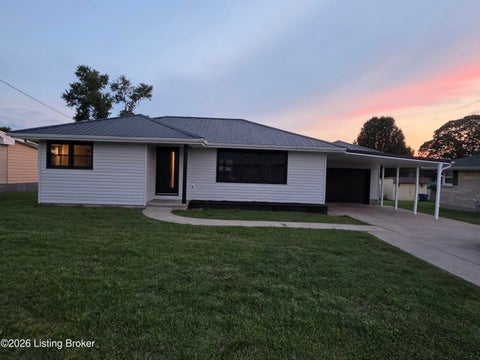 Homes For Sale - 407 Lowell Ave<br/> Campbellsville, KY 42718