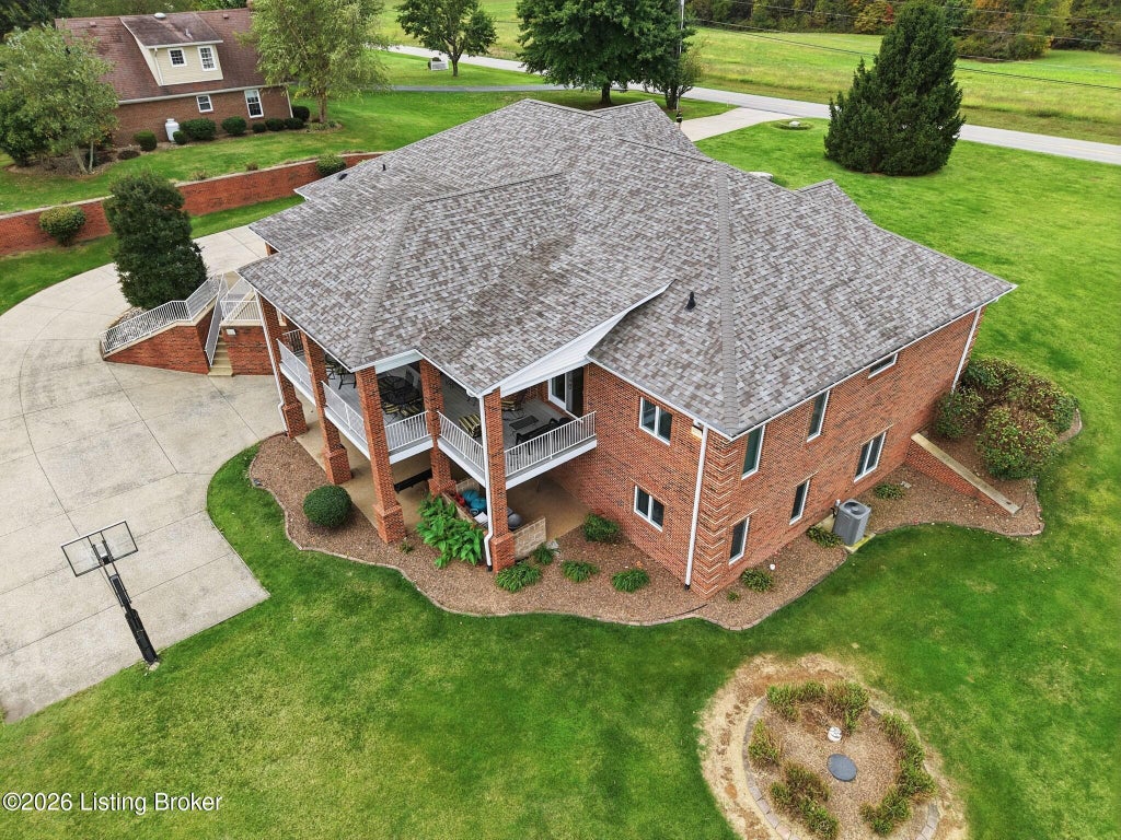 Photo of 230 Roundtop Rd, Elizabethtown, KY 42701 (MLS # 1732533)