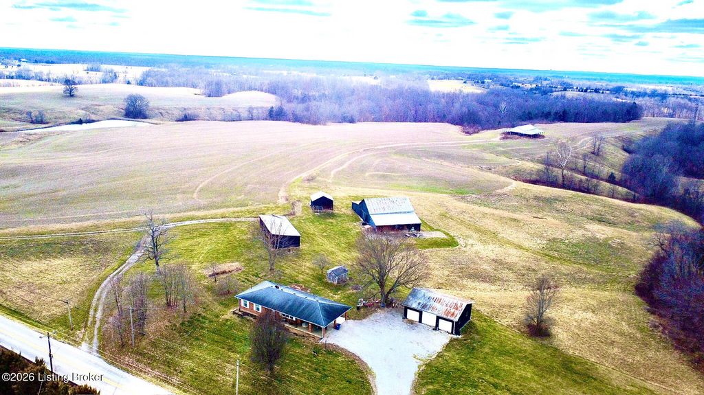 Photo of 10586 Mount Eden Rd, Waddy, KY 40076 (MLS # 1711109)