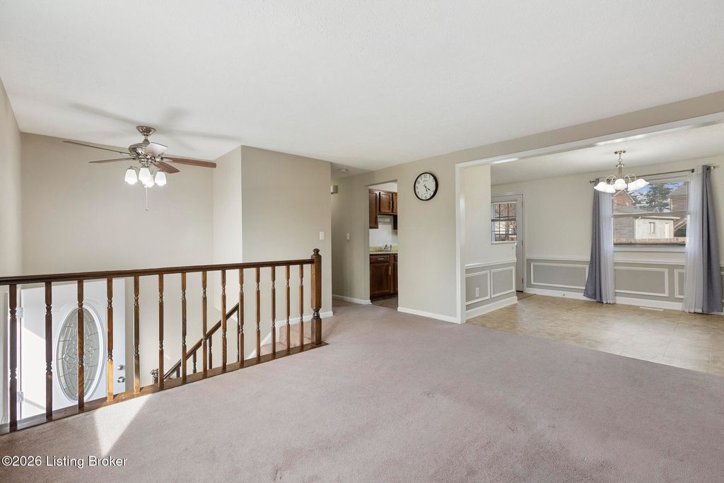 Photo of 7611 Market Cart Way, Louisville, KY 40291 (MLS # 1711517)