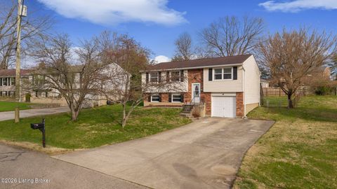 Photo of 7611 Market Cart Way, Louisville, KY 40291 (MLS # 1711517)