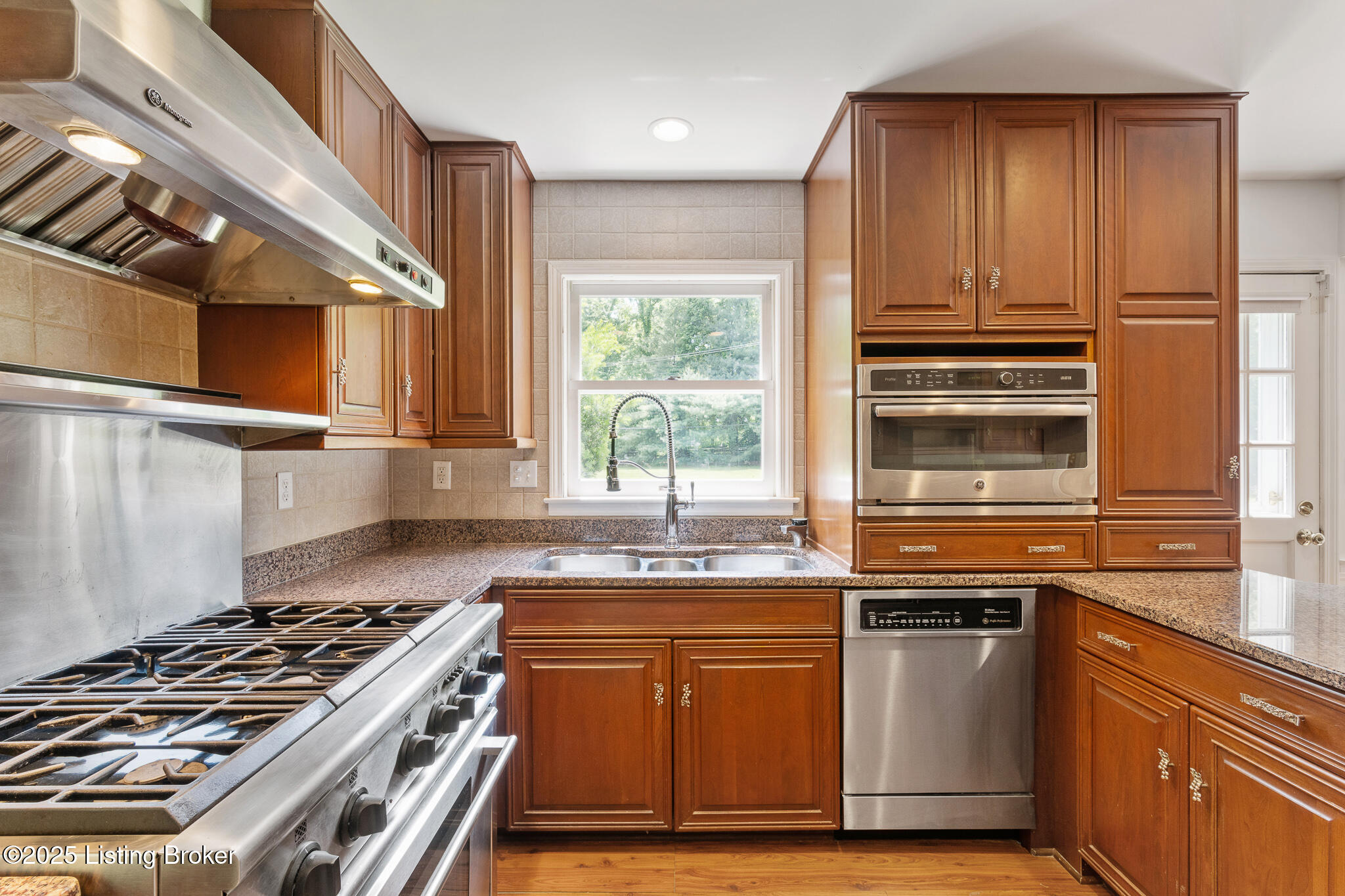 6012 Innes Trace Rd, Louisville, Pennsylvania image 14