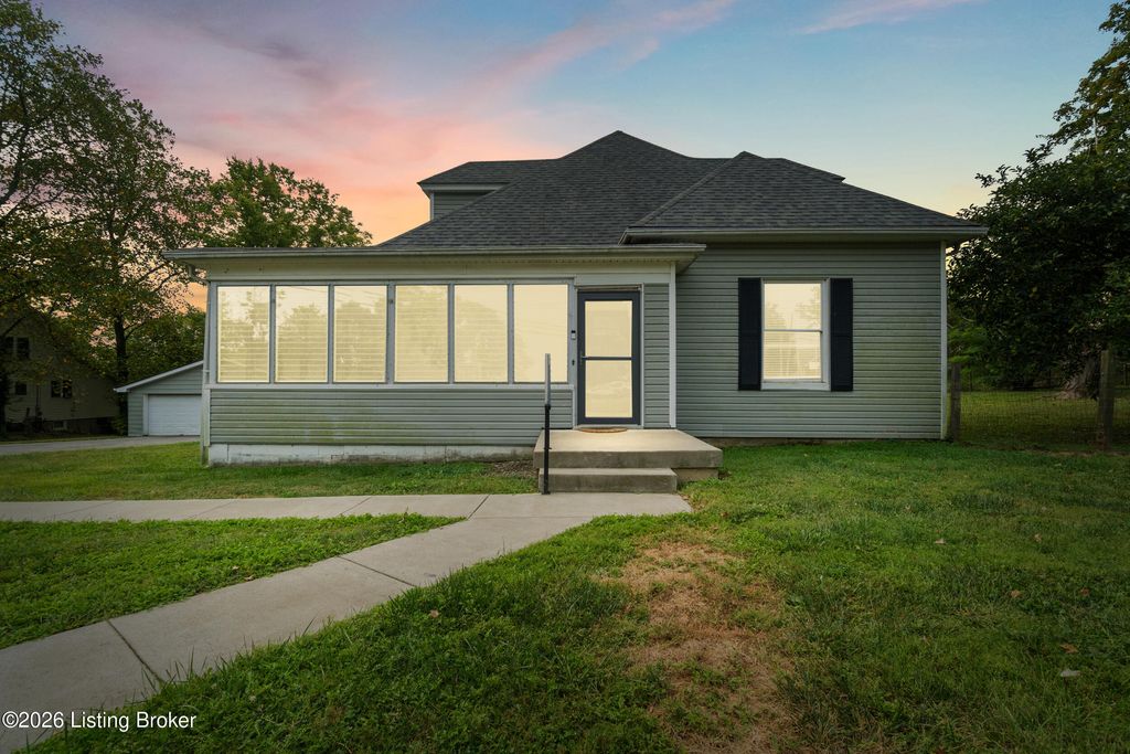 Photo of 529 Cardinal Dr, Campbellsburg, KY 40011 (MLS # 1708134)