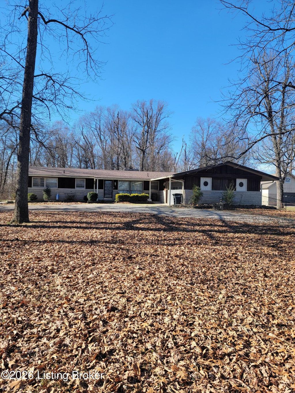 Photo of 9307 Fairground Rd, Louisville, KY 40291 (MLS # 1707481)