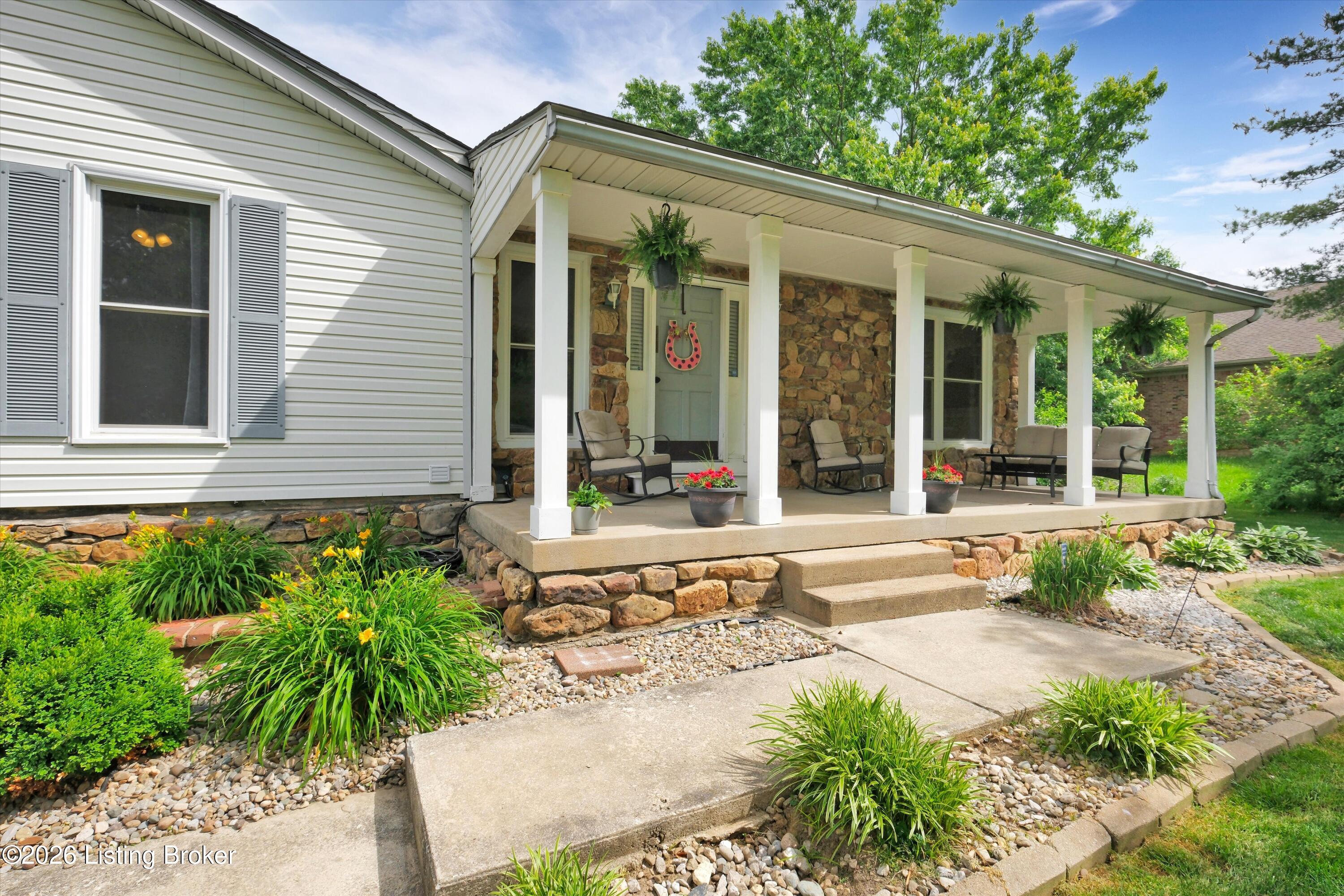 3711 Briar Ridge Rd