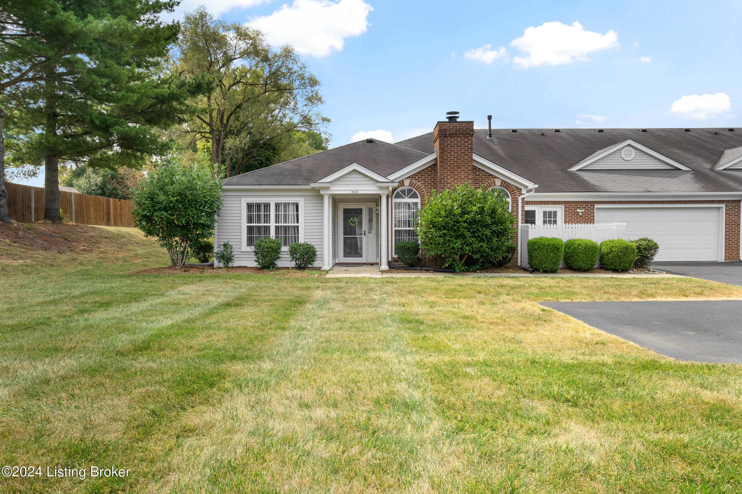 8513 River Terrace Dr, Louisville, Kentucky image 1
