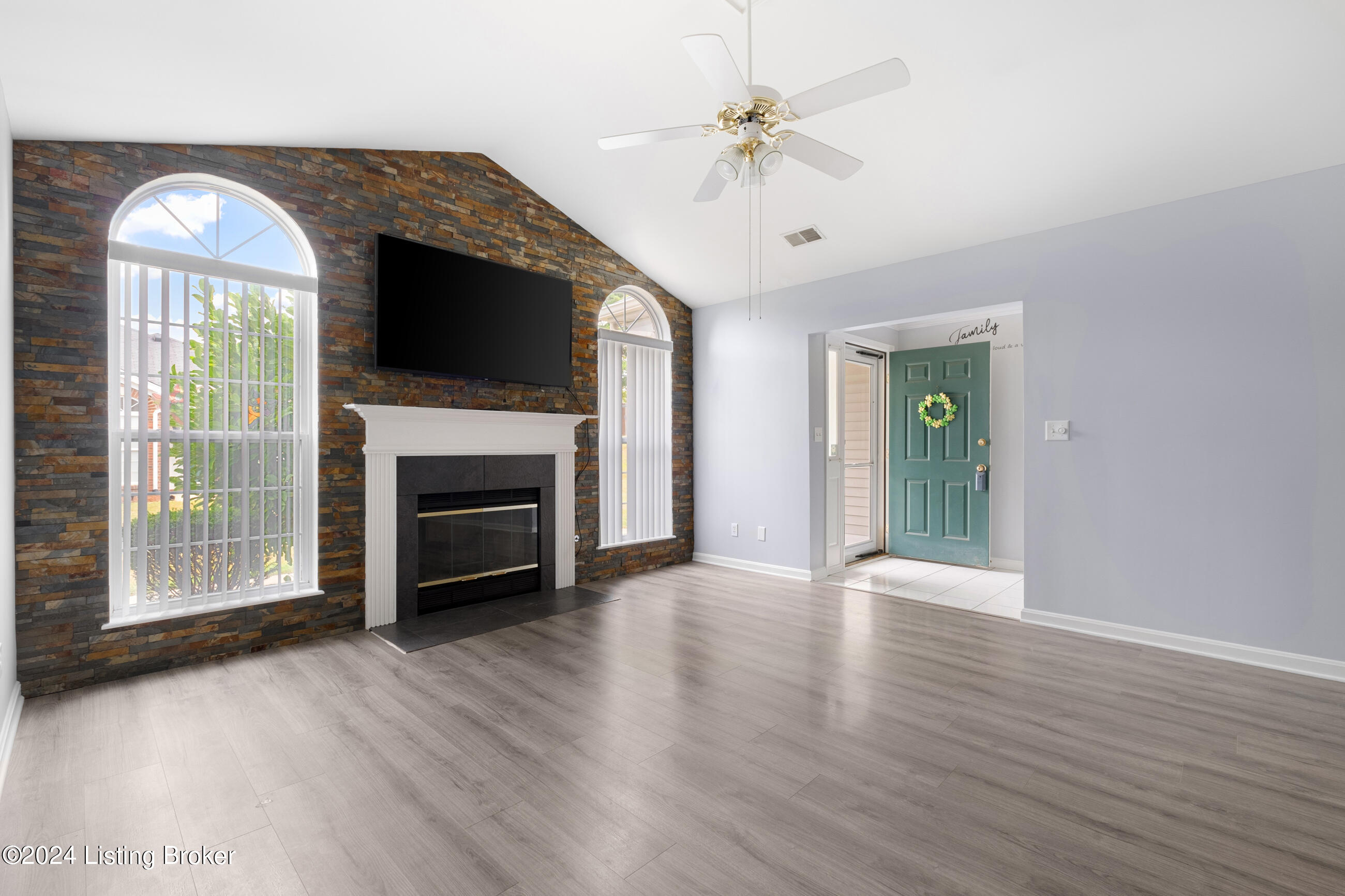 8513 River Terrace Dr, Louisville, Kentucky image 7