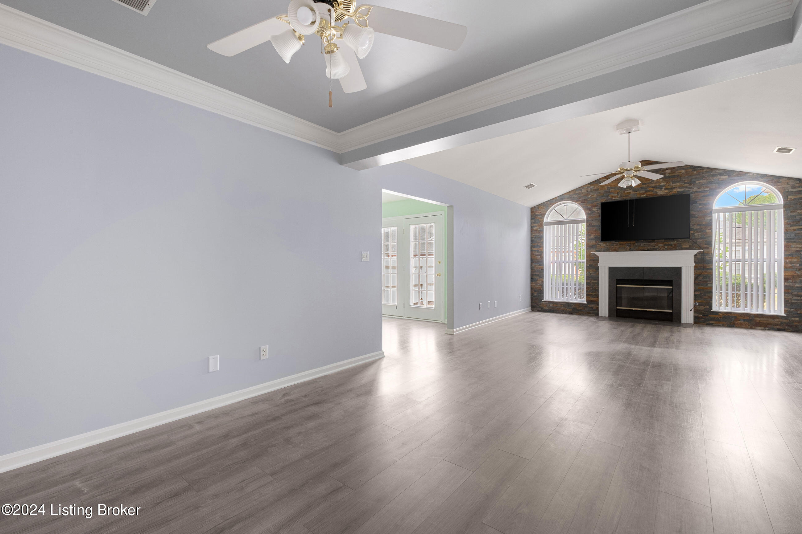 8513 River Terrace Dr, Louisville, Kentucky image 11