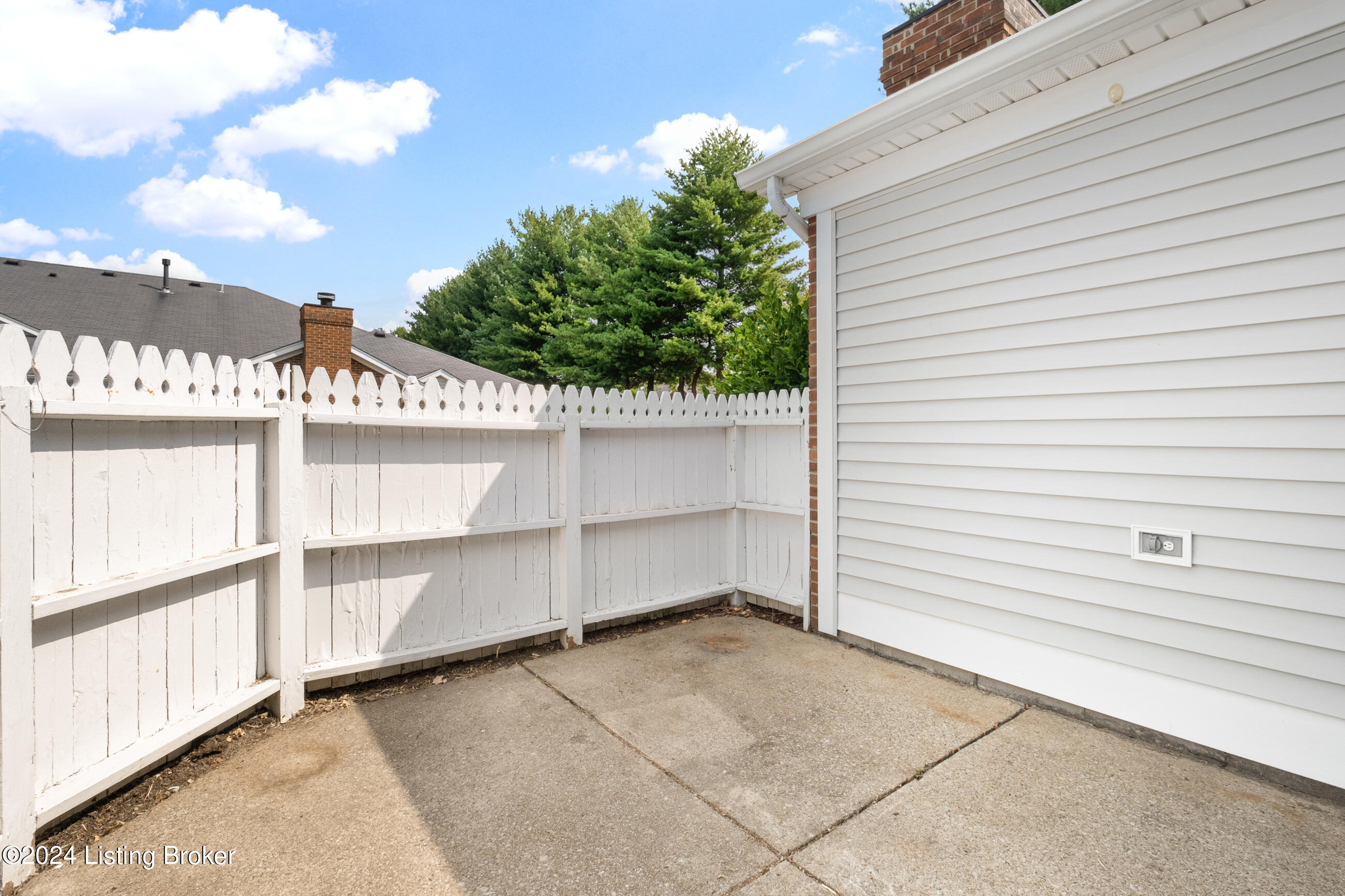 8513 River Terrace Dr, Louisville, Kentucky image 40