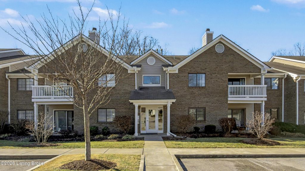 Photo of 410 Ethridge Ave #207, Louisville, KY 40223 (MLS # 1709980)