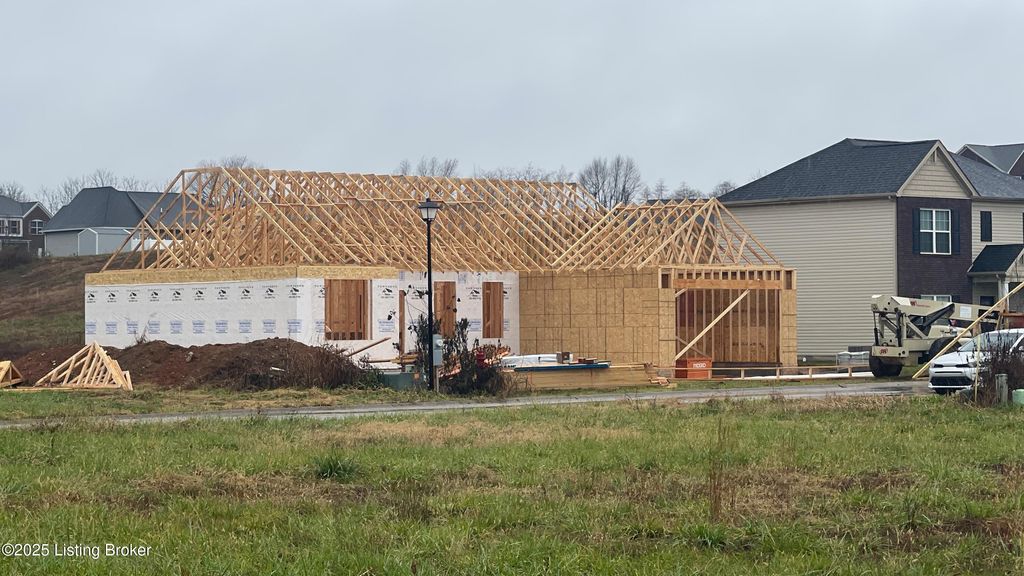 Photo of 424 Lambrusco Way, Vine Grove, KY 40175 (MLS # 1704414)