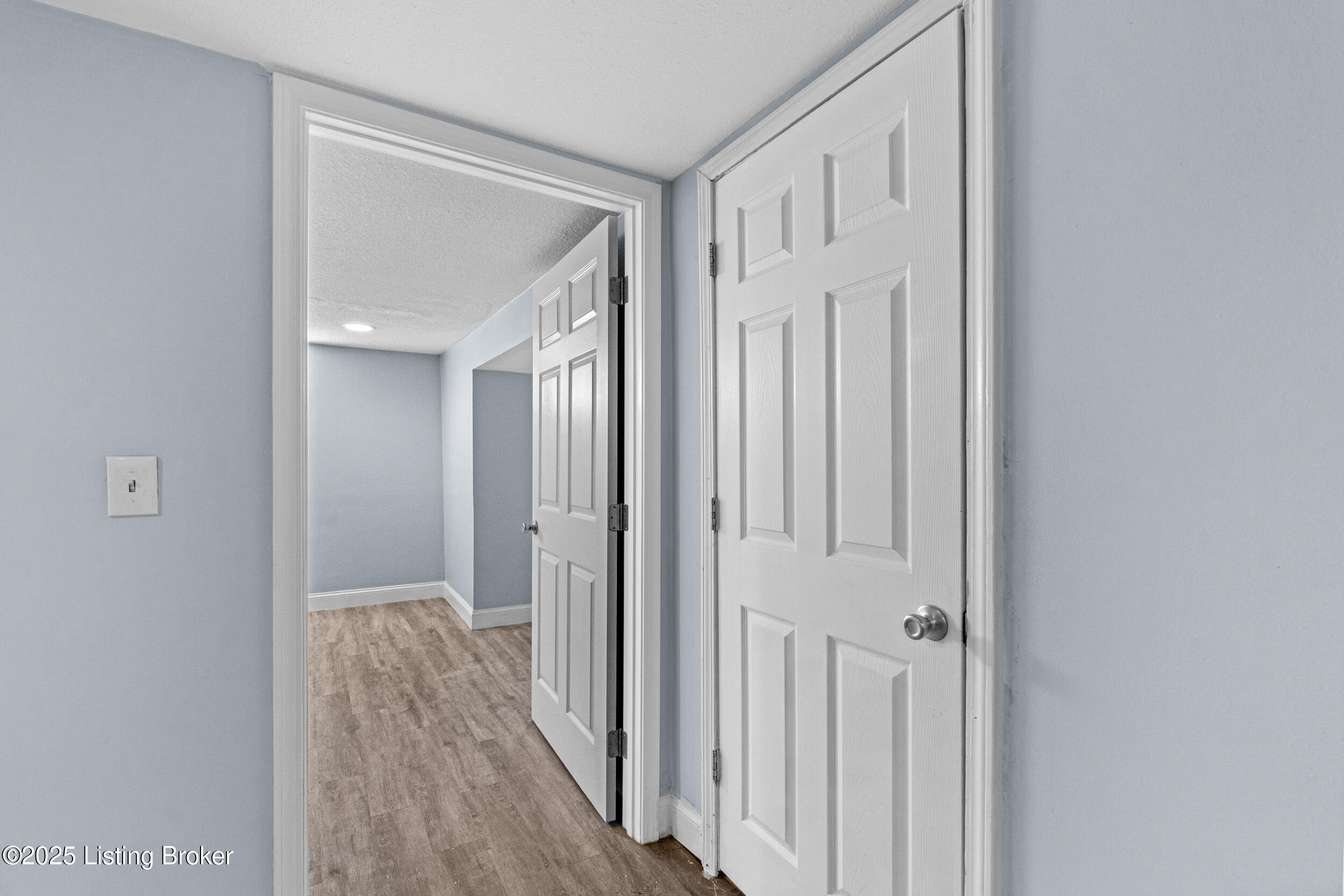 8006 Bramble Ln, Louisville, Kentucky image 35