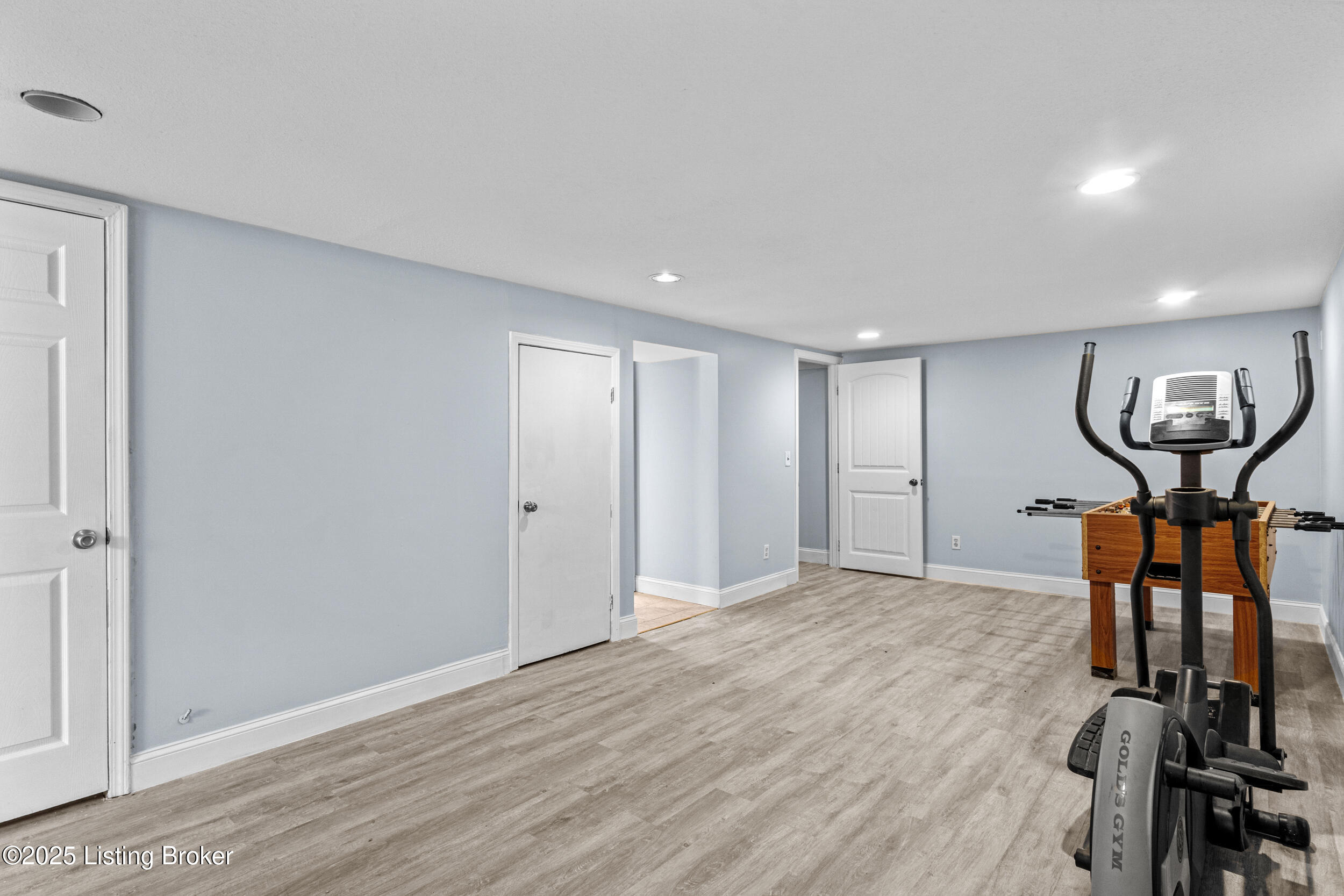 8006 Bramble Ln, Louisville, Kentucky image 32