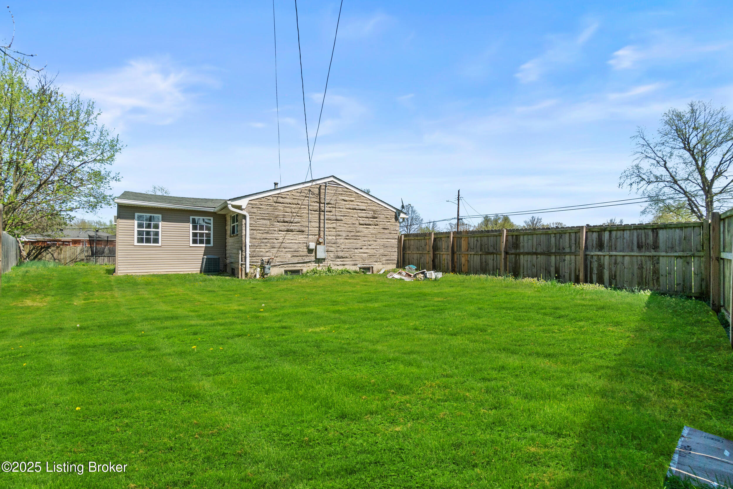 8006 Bramble Ln, Louisville, Kentucky image 46