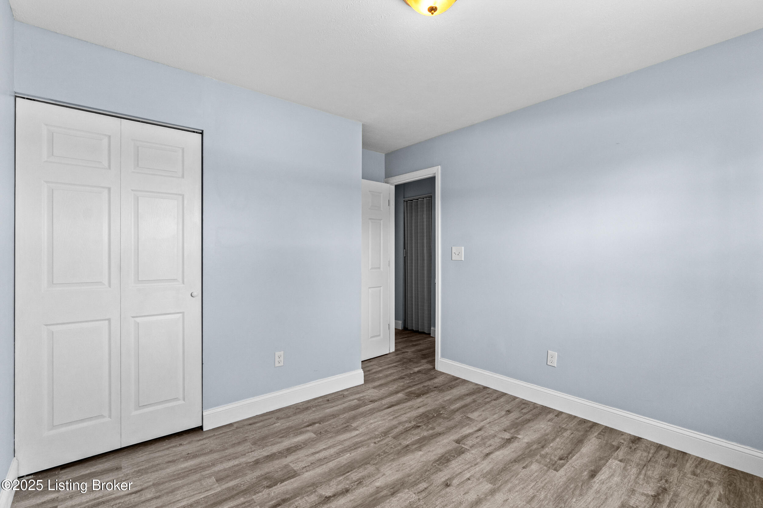8006 Bramble Ln, Louisville, Kentucky image 17