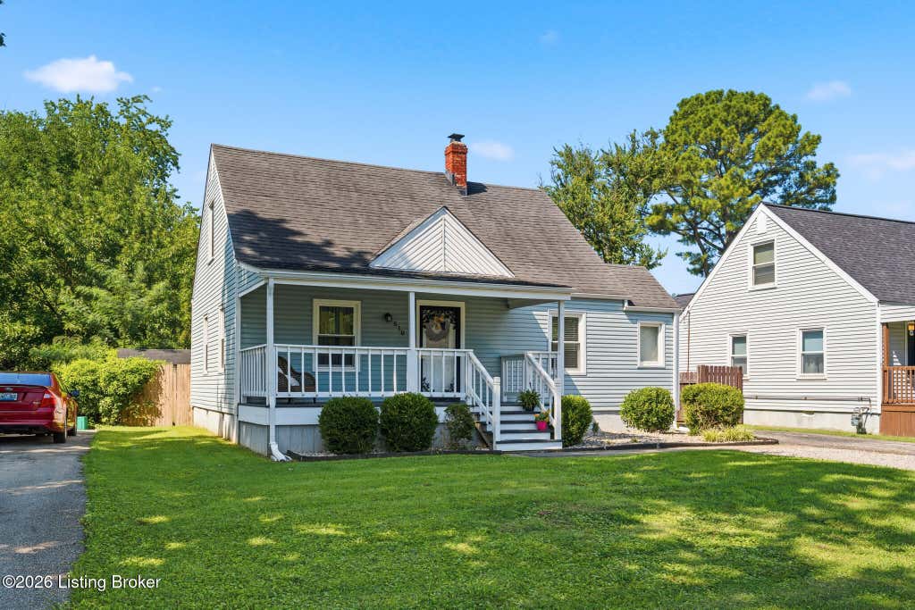 Photo of 510 Harris Pl, Louisville, KY 40222 (MLS # 1726812)