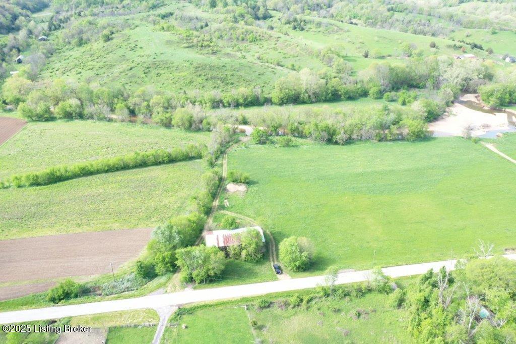 7029 Liberty Rd, Bradfordsville, Pennsylvania image 2
