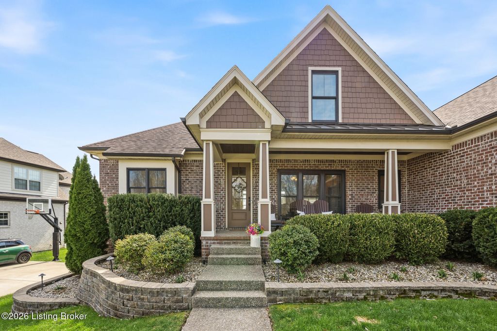 Photo of 3001 Heather Green Blvd, La Grange, KY 40031 (MLS # 1712087)