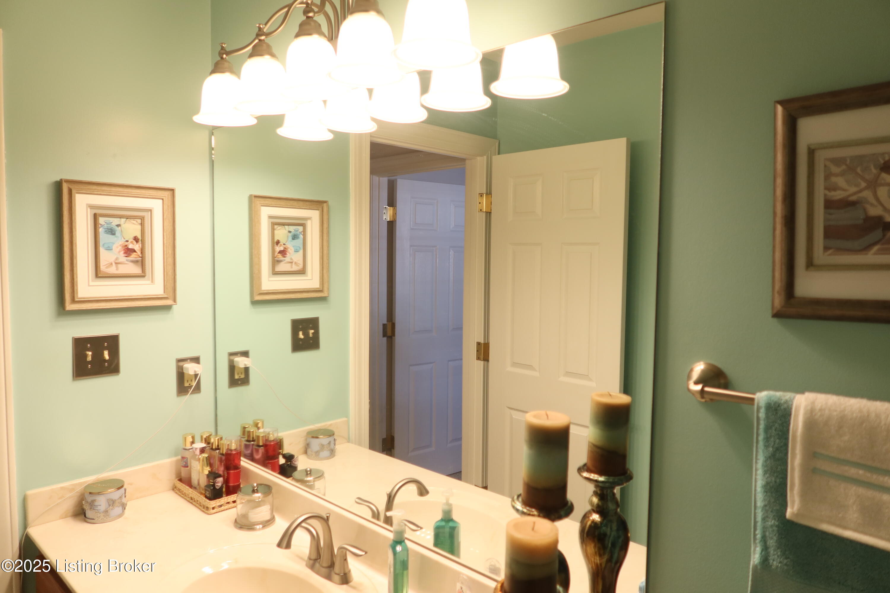 8414 Elsie Ct, Louisville, Kentucky image 31
