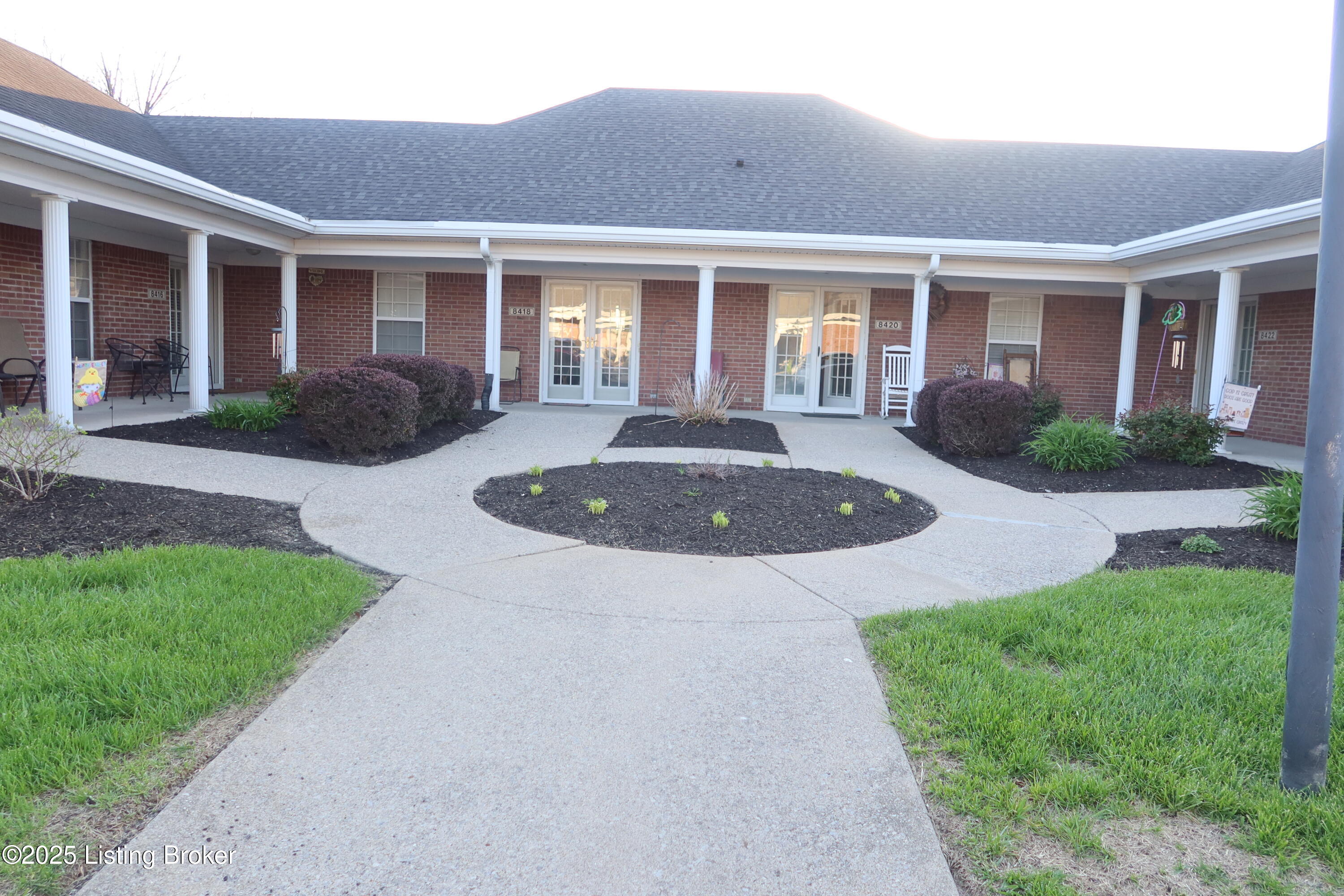 8414 Elsie Ct, Louisville, Kentucky image 3