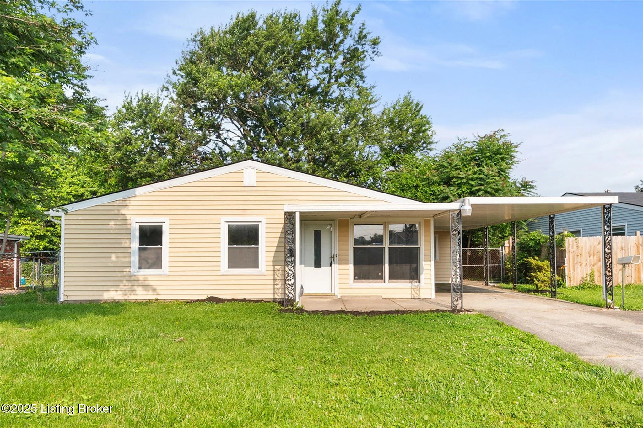 Louisville, Kentucky 40218, United States, 3 Bedrooms Bedrooms, ,1 BathroomBathrooms,Residential,Active,147976
