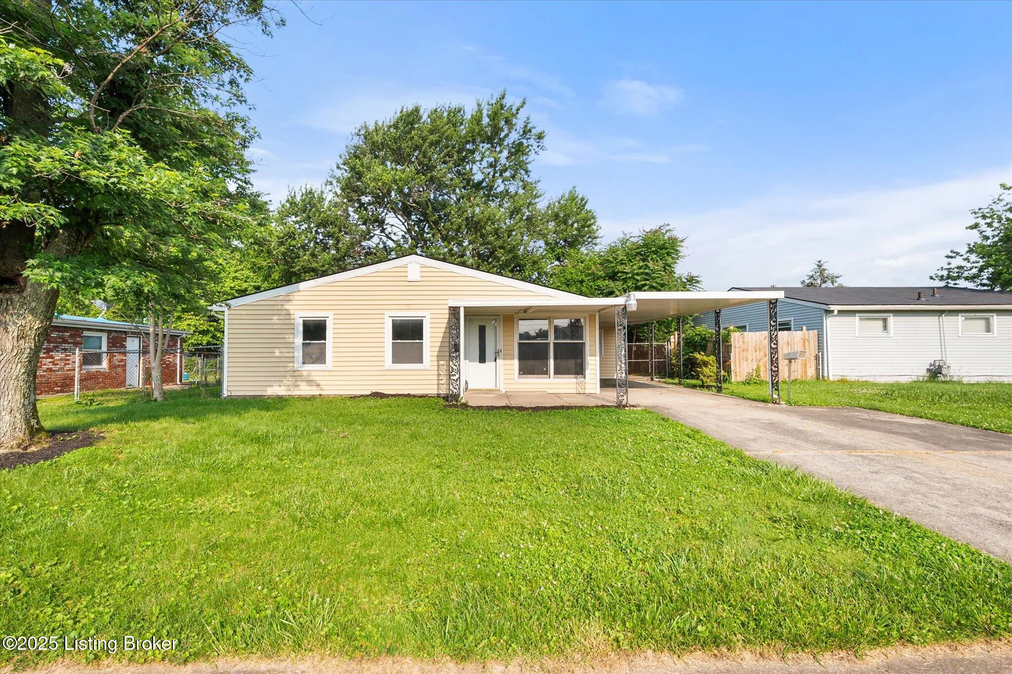 Louisville, Kentucky 40218, United States, 3 Bedrooms Bedrooms, ,1 BathroomBathrooms,Residential,Active,147976