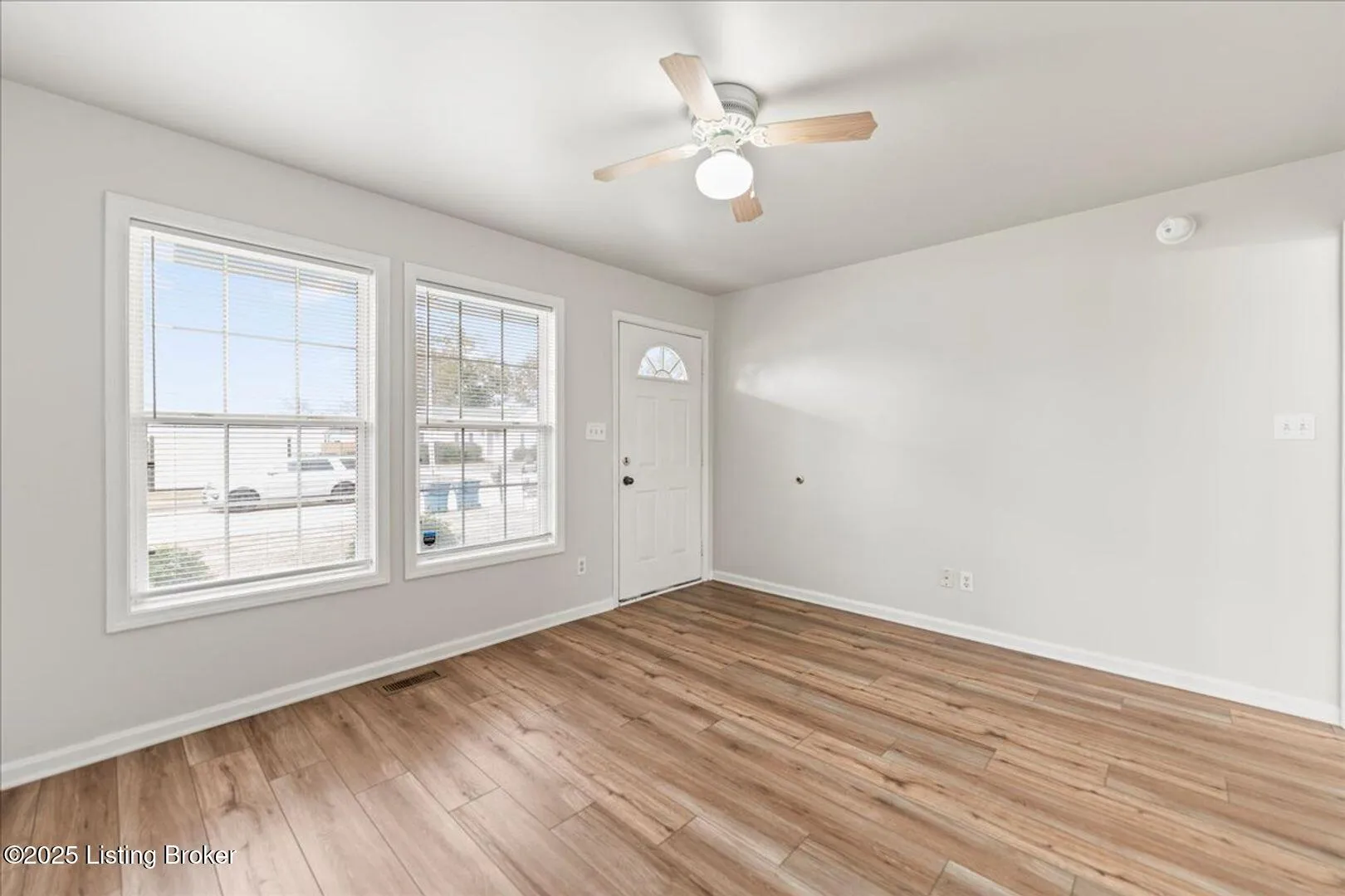 Shepherdsville, Kentucky 40165, United States, 3 Bedrooms Bedrooms, ,2 BathroomsBathrooms,Residential,Active,186270