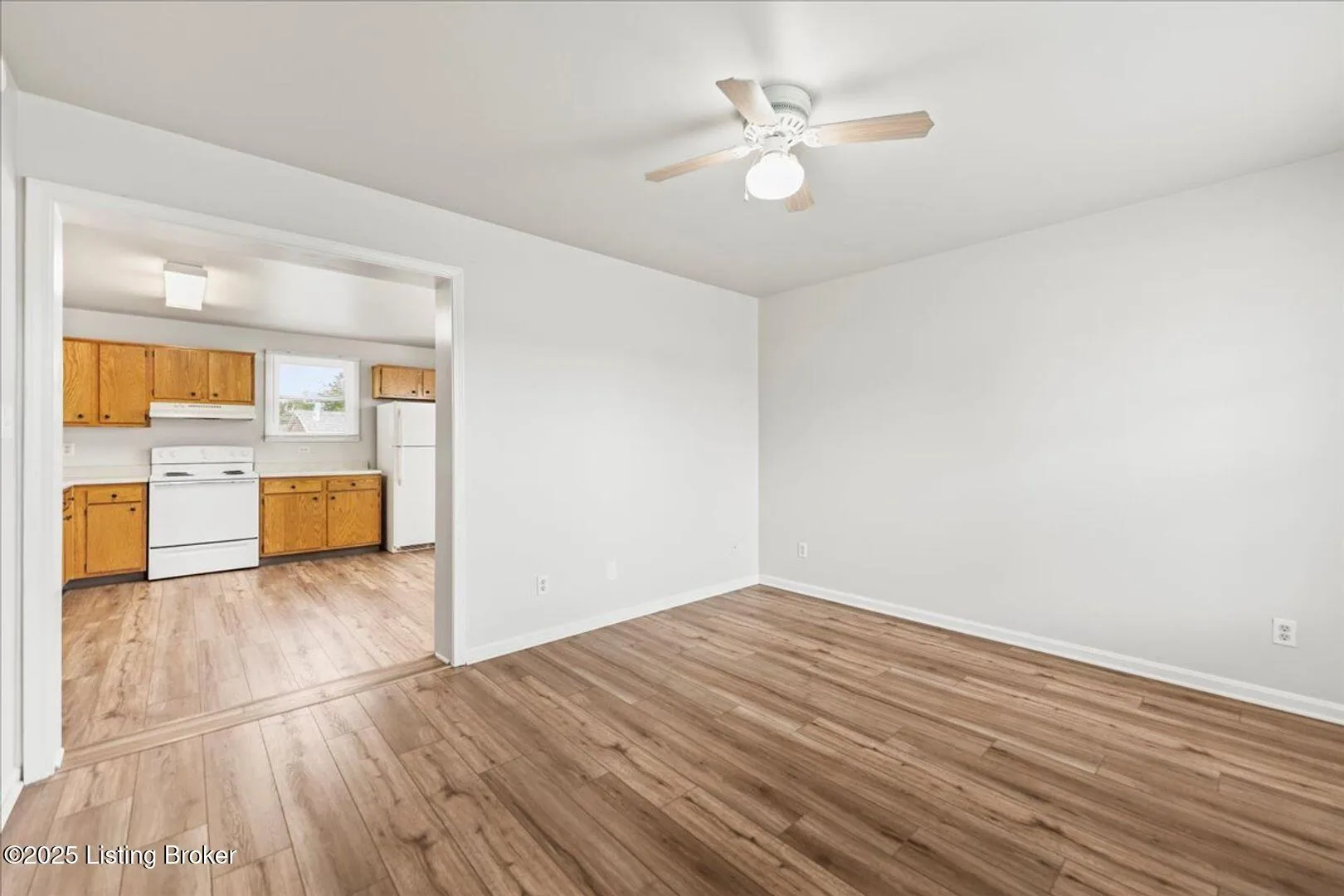 Shepherdsville, Kentucky 40165, United States, 3 Bedrooms Bedrooms, ,2 BathroomsBathrooms,Residential,Active,186270