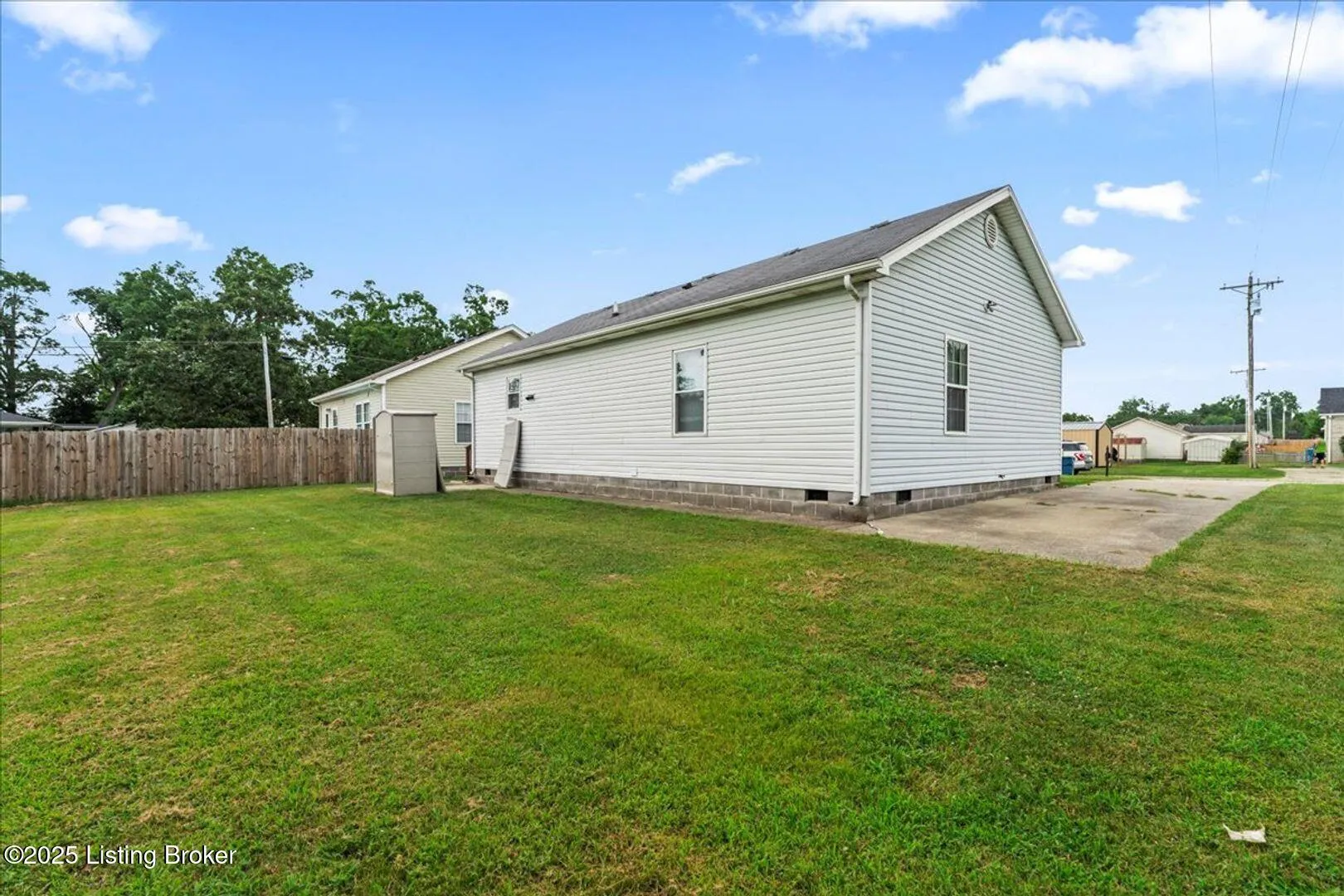 Shepherdsville, Kentucky 40165, United States, 3 Bedrooms Bedrooms, ,2 BathroomsBathrooms,Residential,Active,186270