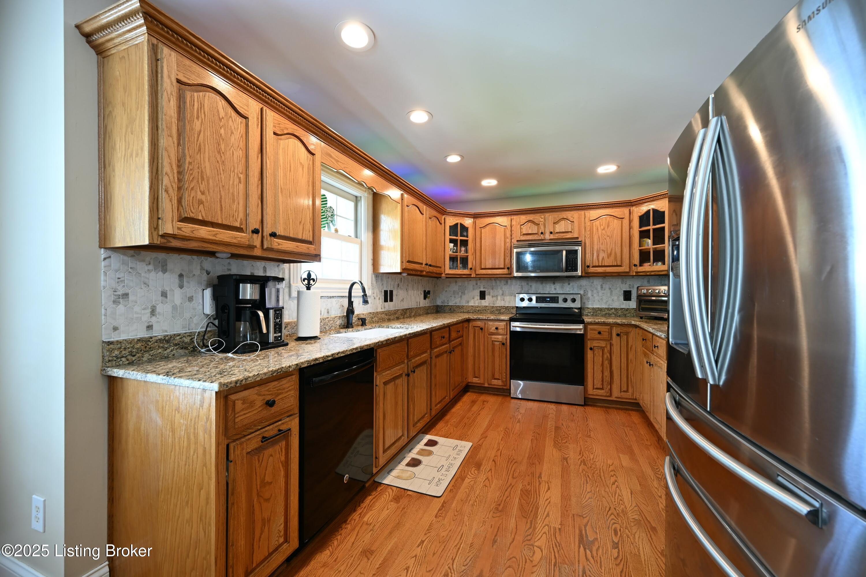 204 Bayberry Ct, Mt Washington, Pennsylvania image 14