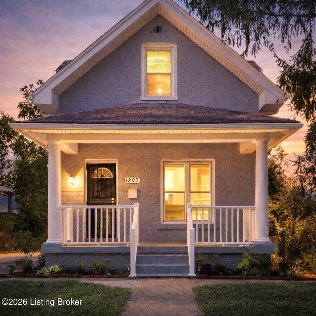 Photo of 1205 S 43rd St, Louisville, KY 40211 (MLS # 1714157)