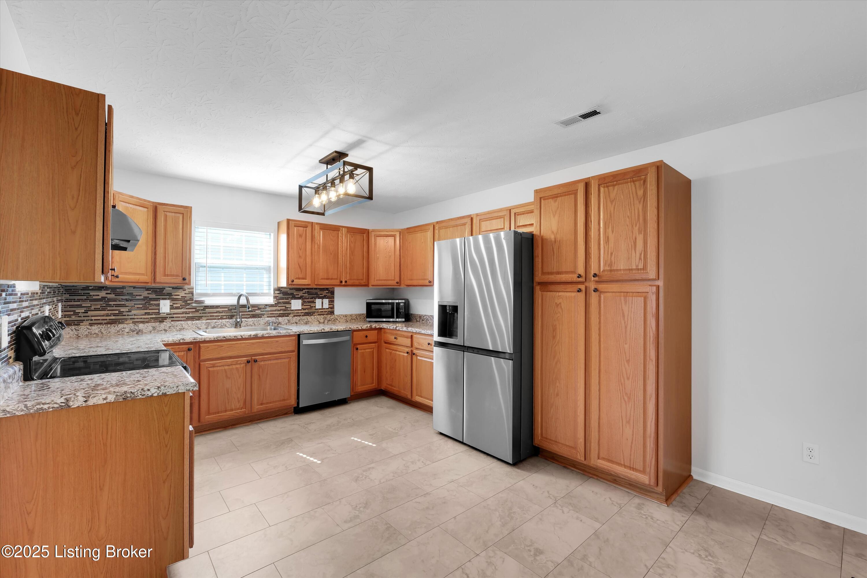 204 Greenleaf Dr, Elizabethtown, Pennsylvania image 19