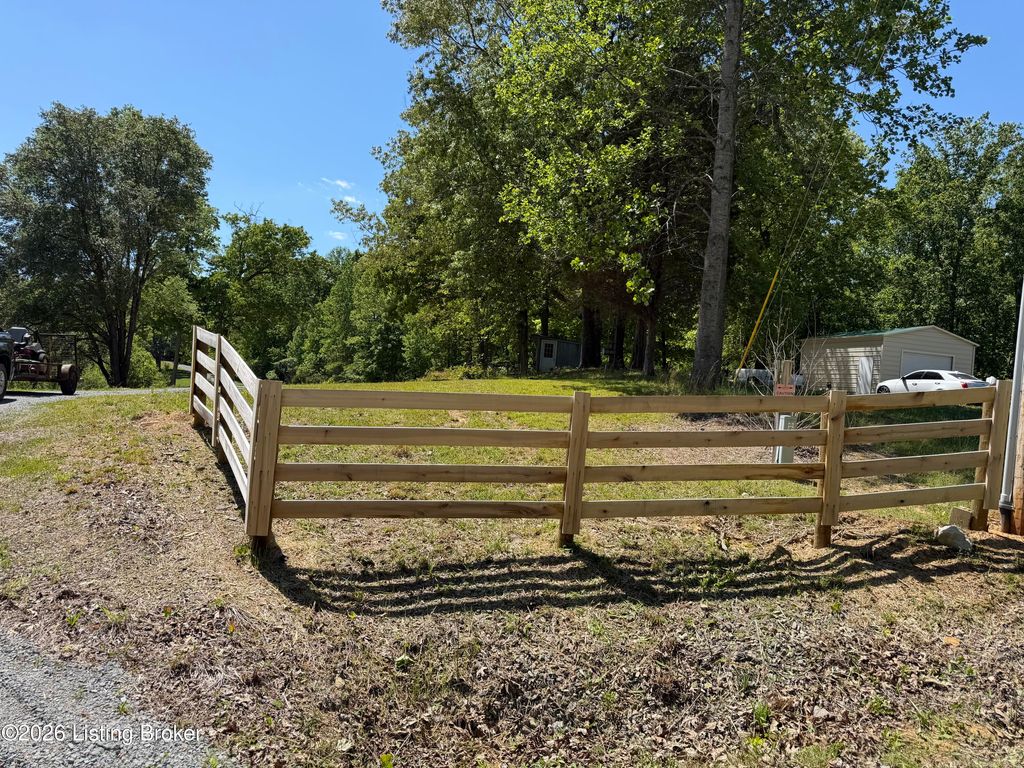 Photo of 2664 Watershed Rd, Caneyville, KY 42721 (MLS # 1716364)