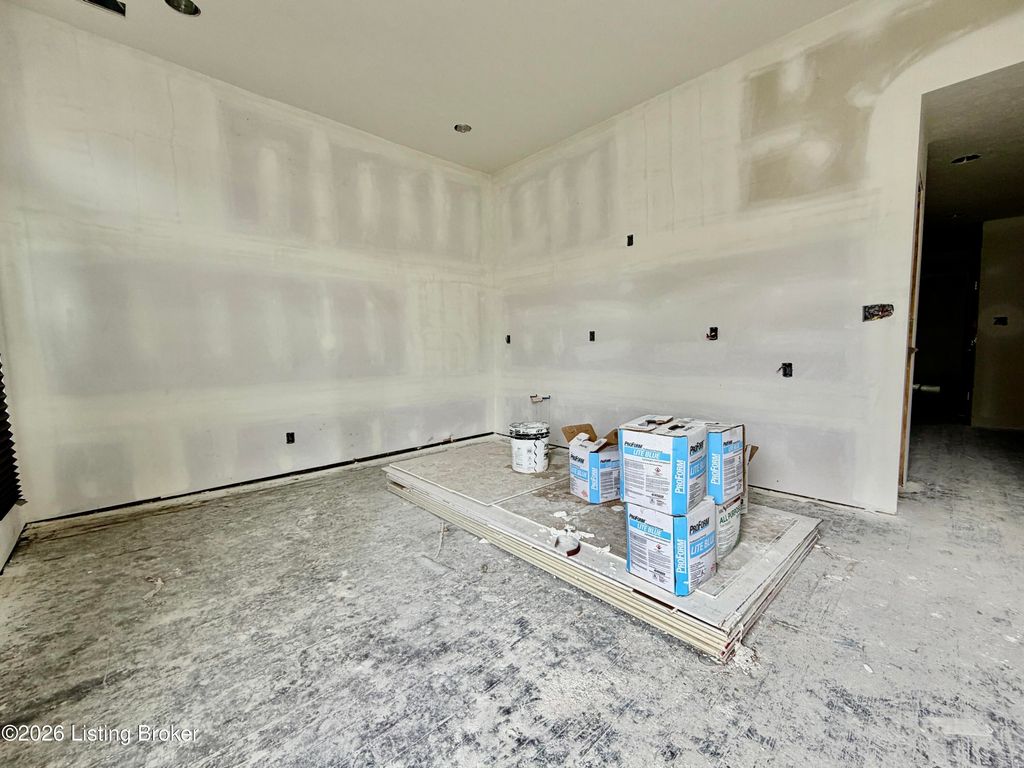 Photo of 1741 Hale Ave, Louisville, KY 40210 (MLS # 1714877)